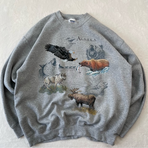 Gildan Other - VTG Y2K Alaska Untamed Spirits Crewneck Sweatshirt Sz XL Wildlife Nature Graphic